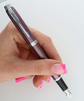 Parker Sonnet Fioletowa Stalówka pióro wieczne z etui..jpg